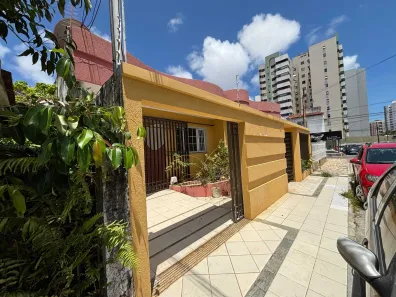 Casa com 3 Quartos à venda, 280m² no Grageru, Aracaju