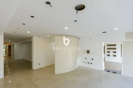 Casa Comercial com 2 Quartos para venda ou aluguel, 550m² no Jardim Social, Curitiba