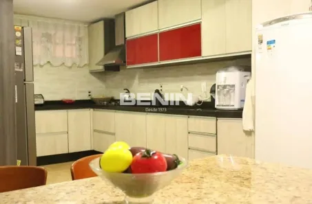 Sobrado com 3 Quartos à venda, 218m² no Nossa Senhora das Graças, Canoas