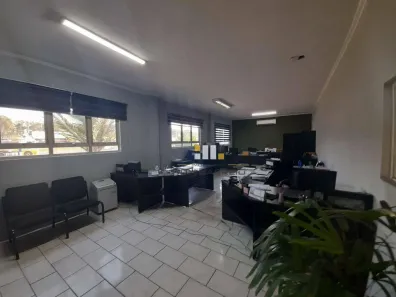 Galpão / Depósito / Armazém à venda, 700m² no Parque das Indústrias (Nova Veneza), Sumaré