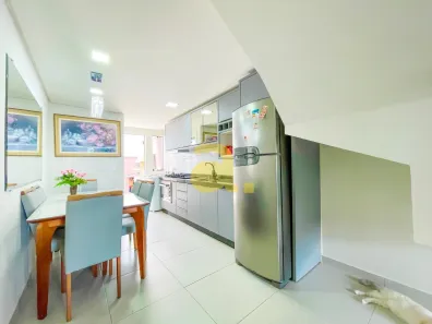 Sobrado com 2 Quartos à venda, 77m² no Velha Central, Blumenau