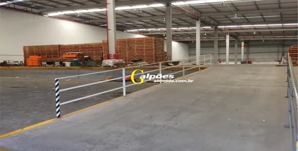 Galpão / Depósito / Armazém para alugar, 4985m² no Vila Sul Americana, Carapicuíba