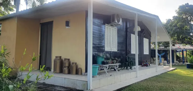 Fazenda / Sítio / Chácara com 4 Quartos à venda, 300m² no Jardim Guanabara, Barra Mansa