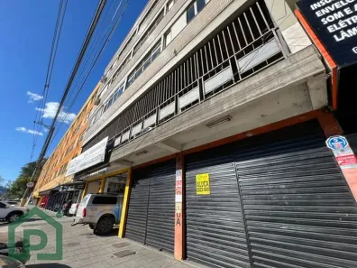 Loja / Salão / Ponto Comercial para alugar, 130m² no Centro, Nova Friburgo