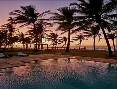 Casa de Condomínio com 5 Quartos para alugar, 645m² no Busca Vida (Abrantes), Camaçari