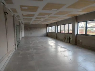 Galpão / Depósito / Armazém para venda ou aluguel, 1100m² no Jardim Marchissolo, Sumaré
