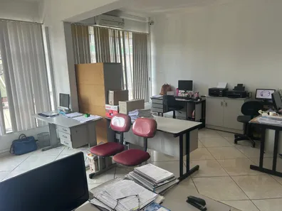 Loja / Salão / Ponto Comercial com 3 Quartos à venda, 57m² no Campos Elíseos, Resende