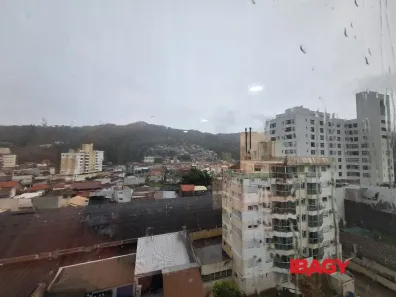 Conjunto Comercial / Sala para alugar, 37m² no Saco dos Limões, Florianópolis