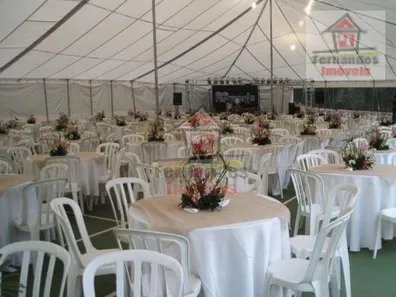 Prédio Inteiro à venda, 420m² no Jardim Meny, São Roque