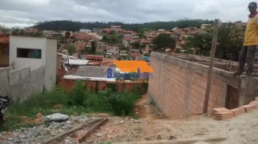 Terreno / Lote / Condomínio à venda, 250m² no Serra Dourada, Vespasiano