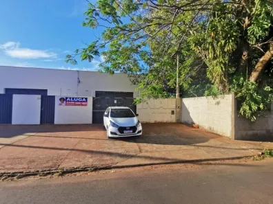 Galpão / Depósito / Armazém para alugar, 210m² no Jardim Brasília (Vila Xavier), Araraquara