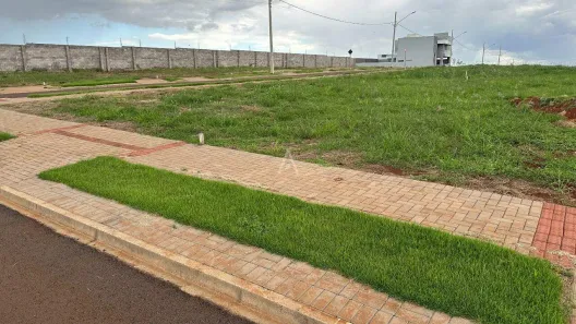 Terreno / Lote / Condomínio à venda, 200m² no Vista Linda, Cascavel