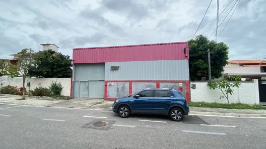Galpão / Depósito / Armazém à venda, 360m² no Piratininga, Niterói
