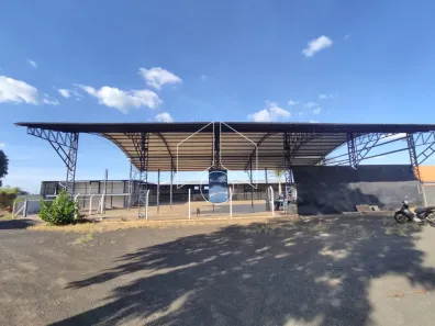 Galpão / Depósito / Armazém à venda, 4600m² no Jóquei Clube, Marília