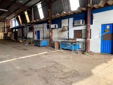 Loja / Salão / Ponto Comercial para venda ou aluguel, 6590m² no , Serrana