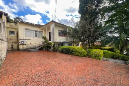 Casa com 4 Quartos à venda, 480m² no Centro Alto, Ribeirão Pires