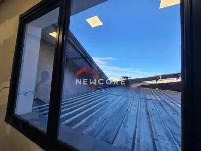 Galpão / Depósito / Armazém à venda, 237m² no Enseada, Guarujá