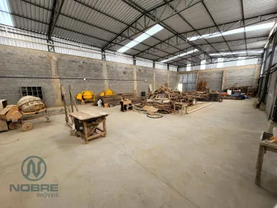 Galpão / Depósito / Armazém para alugar, 420m² no Meudon, Teresópolis