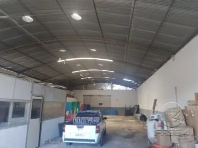 Galpão / Depósito / Armazém à venda, 500m² no Vila Santa Cecília, Resende