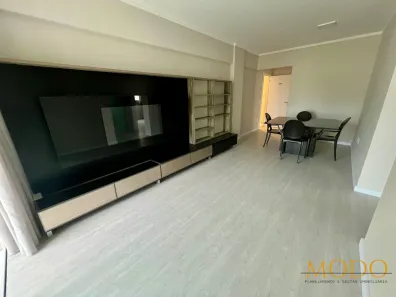 Apartamento com 2 Quartos para alugar, 69m² no Tabuleiro, Camboriú