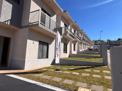Casa de Condomínio com 3 Quartos à venda, 90m² no Jardim Flórida, São Roque