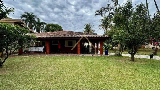 Fazenda / Sítio / Chácara com 3 Quartos à venda, 269m² no Recanto Jatobá, Americana