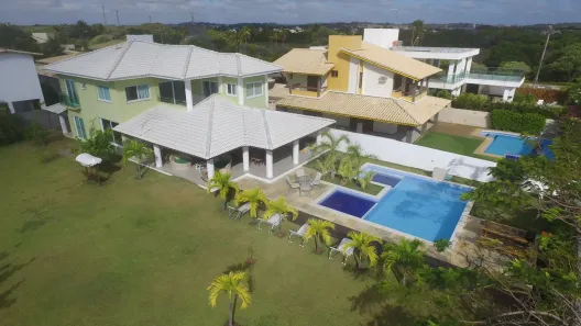 Casa de Condomínio com 8 Quartos à venda, 420m² no Guarajuba (Monte Gordo), Camaçari