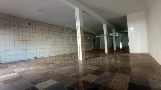 Loja / Salão / Ponto Comercial à venda, 210m² no Chácara Braz Miraglia, Jaú