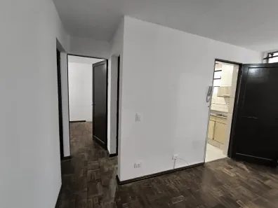 Apartamento com 3 Quartos para alugar, 89m² no Campina do Siqueira, Curitiba
