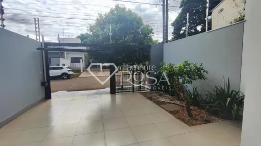 Casa com 2 Quartos para alugar, 88m² no Jardim Paraíso, Maringá