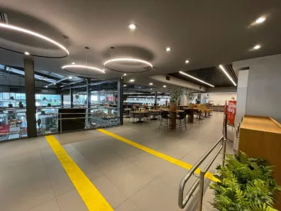 Conjunto Comercial / Sala para alugar, 10m² no Centro, Chapecó