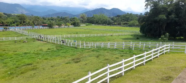 Fazenda / Sítio / Chácara com 10 Quartos à venda, 192000m² no Citrolândia, Guapimirim