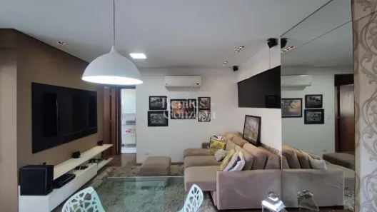 Apartamento com 2 Quartos para alugar, 65m² no Zona 07, Maringá