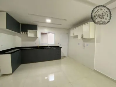 Casa de Condomínio com 2 Quartos para alugar, 75m² no Guilhermina, Praia Grande