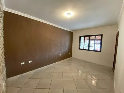 Casa com 2 Quartos para alugar, 53m² no Costeira, São José dos Pinhais