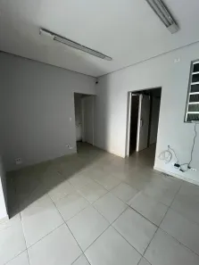 Conjunto Comercial / Sala para alugar, 107m² no Centro, São Vicente