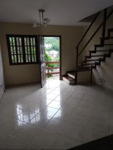 Casa de Condomínio com 2 Quartos para alugar, 80m² no Tijuca, Teresópolis