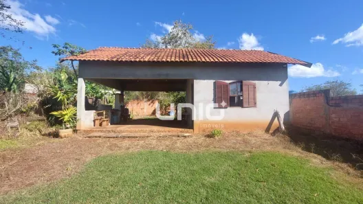Fazenda / Sítio / Chácara com 1 Quarto à venda, 40m² no Residencial Fazenda Pinheirinho, Rio das Pedras