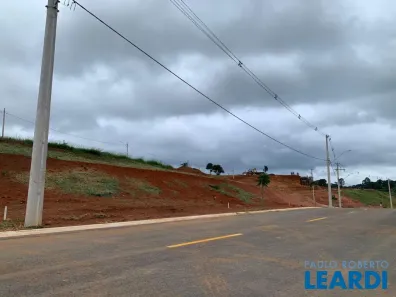 Terreno / Lote / Condomínio à venda, 306m² no Centro, Arujá