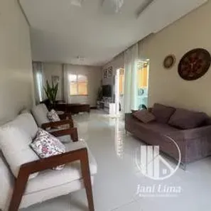 Casa com 3 Quartos à venda, 216m² no Pereira Lobo, Aracaju