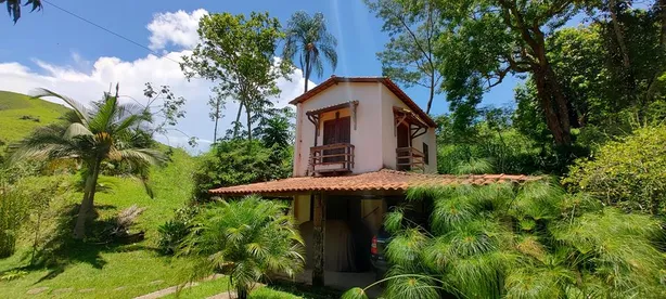 Fazenda / Sítio / Chácara com 4 Quartos à venda, 71000m² no Califórnia da Barra, Barra do Piraí