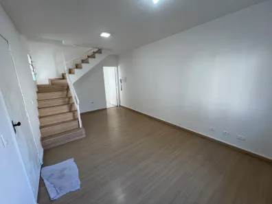 Casa de Condomínio com 2 Quartos para alugar, 60m² no Sítio das Paineiras/California, Barueri