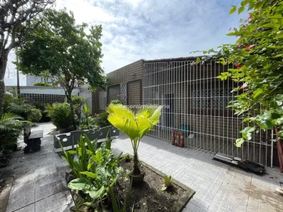 Casa com 3 Quartos para alugar, 150m² no Bongi, Recife