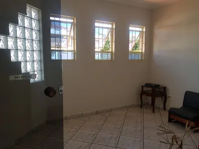 Loja / Salão / Ponto Comercial com 6 Quartos à venda, 300m² no Jardim Diamante, Sertãozinho