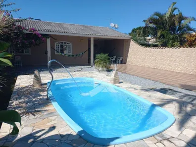 Casa com 3 Quartos para alugar, 96m² no Itatiaia, Pontal do Paraná