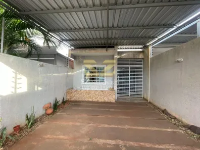 Casa com 2 Quartos para alugar, 77m² no Lancaster, Foz do Iguaçu