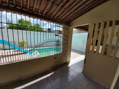Casa com 3 Quartos para alugar, 85m² no Monte Castelo, Parnamirim
