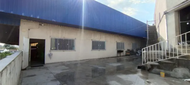 Galpão / Depósito / Armazém à venda, 4300m² no Jardim Alice, Ferraz de Vasconcelos