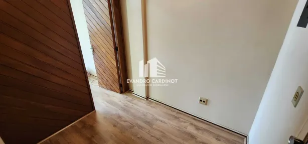 Loja / Salão / Ponto Comercial com 1 Quarto à venda, 40m² no Centro, Nova Friburgo