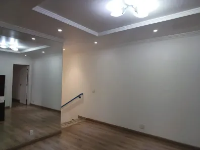 Casa com 2 Quartos para alugar, 110m² no Cidade Intercap, Taboão da Serra